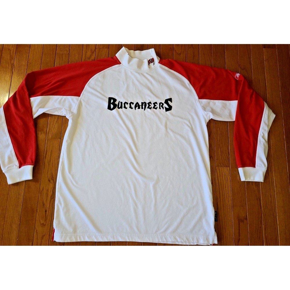 NFL Tampa Bay Buccaneers Long sleeve mock turtle neck SOFT Red White Bucs LOGO L